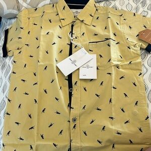 Craft & Flow NWT Short Sleeve Button Up  Size 5T.  Blue and yellow w/dinosaurs